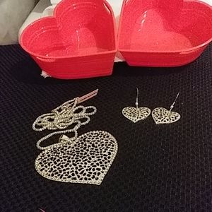 Heart Shaped Necklace Set